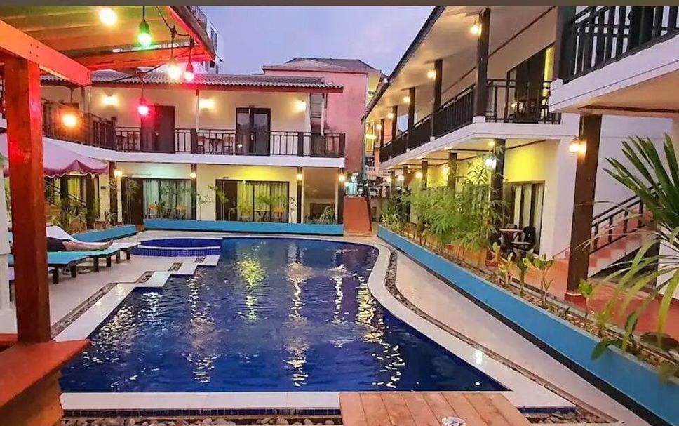 Pool Foto