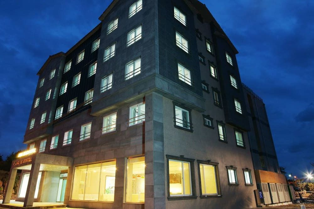 Gebäude