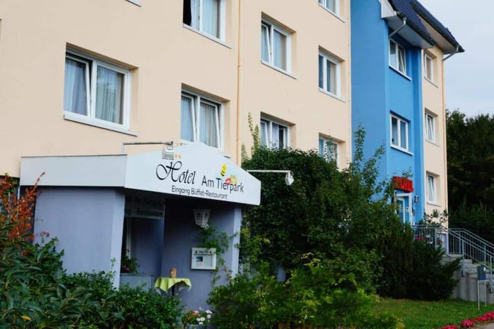 Gebäude