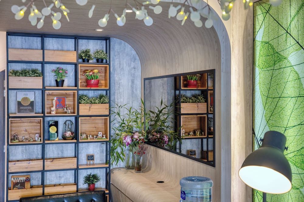 Sonstige