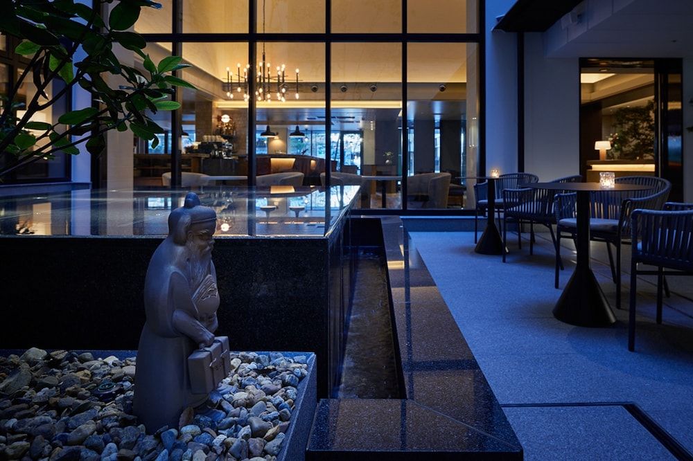 Sonstige