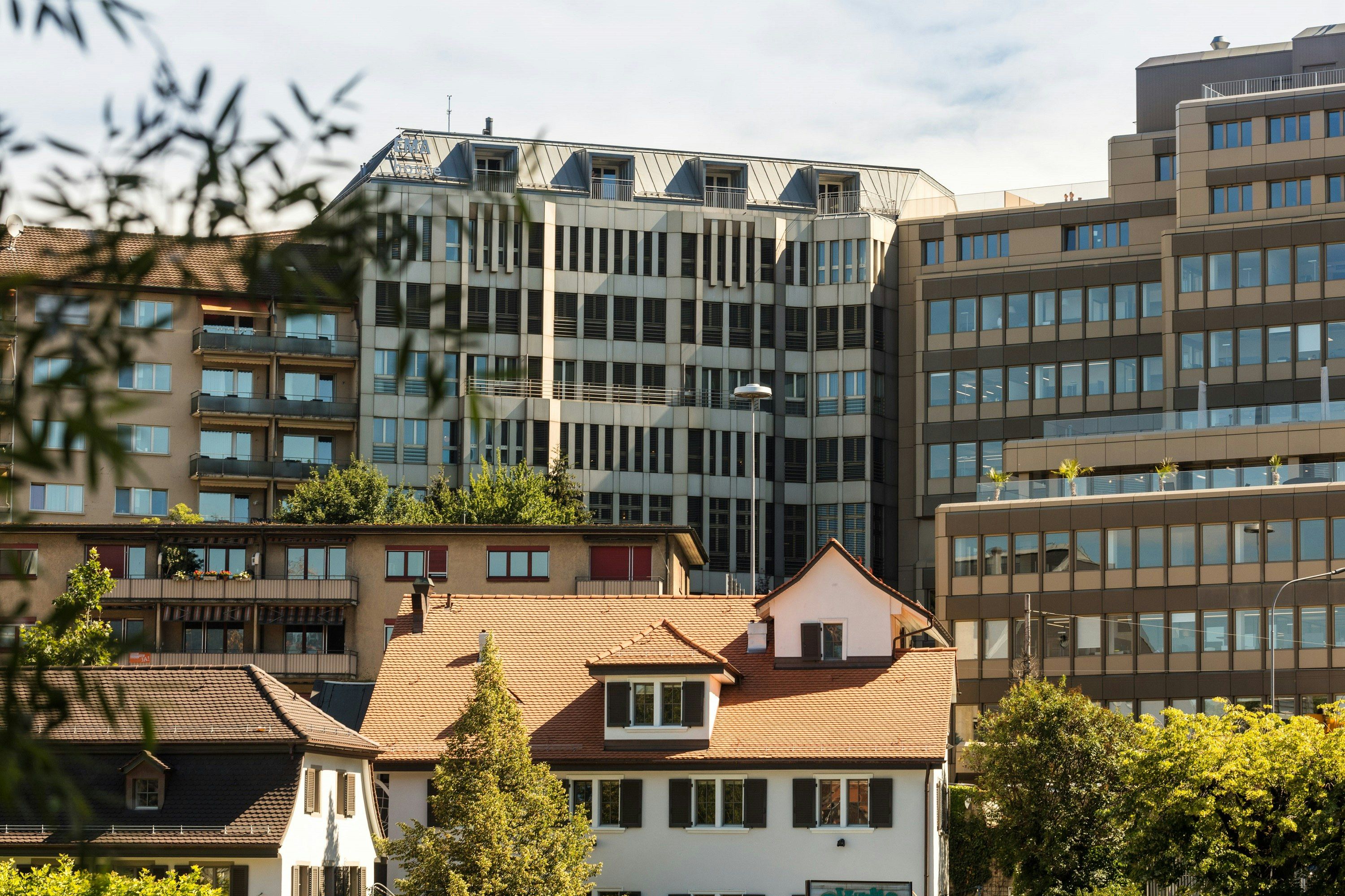 Gebäude