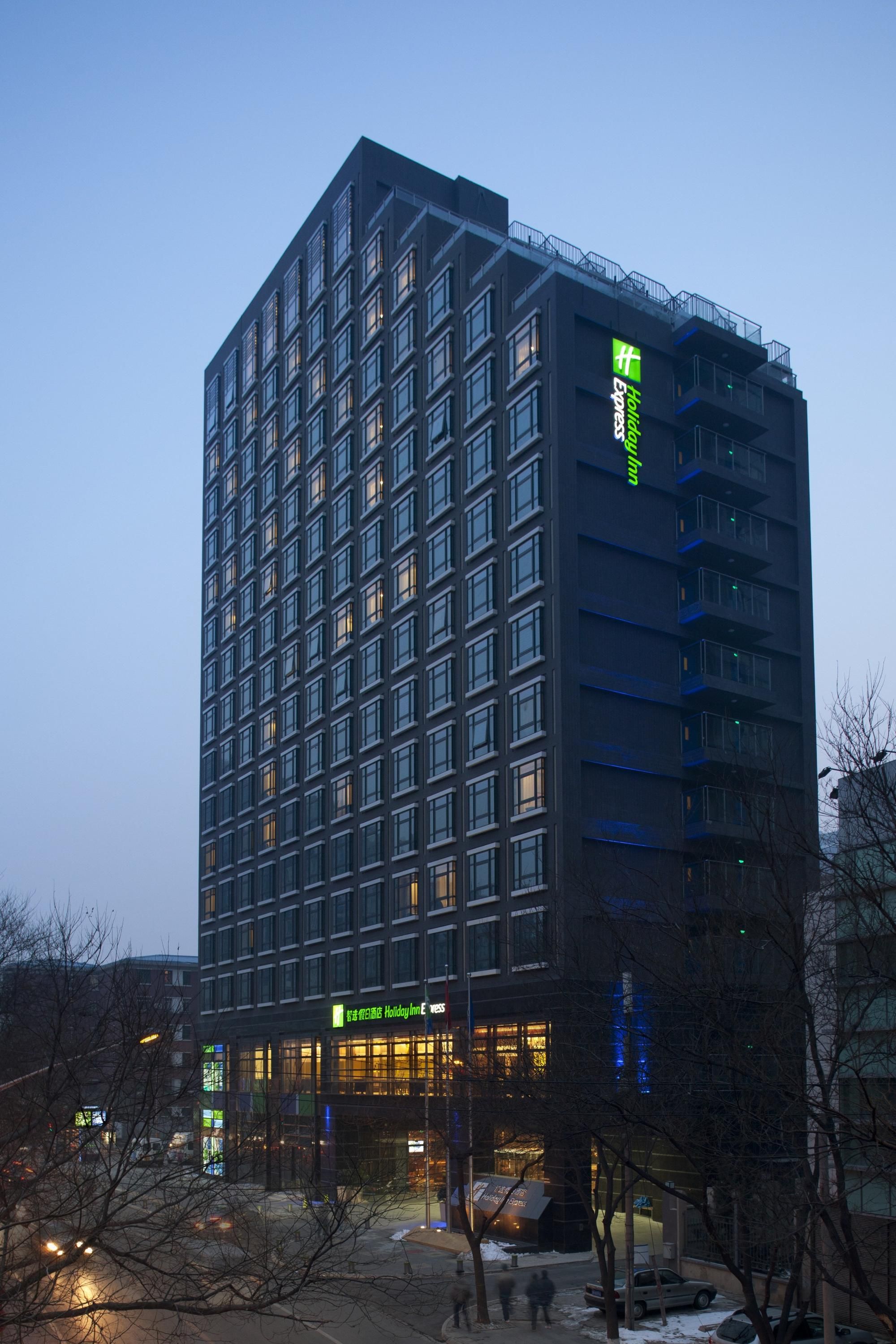 Gebäude