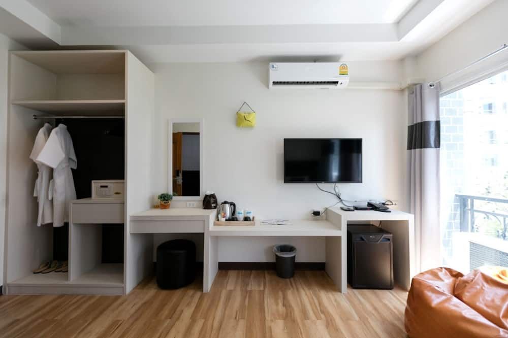 Sonstige