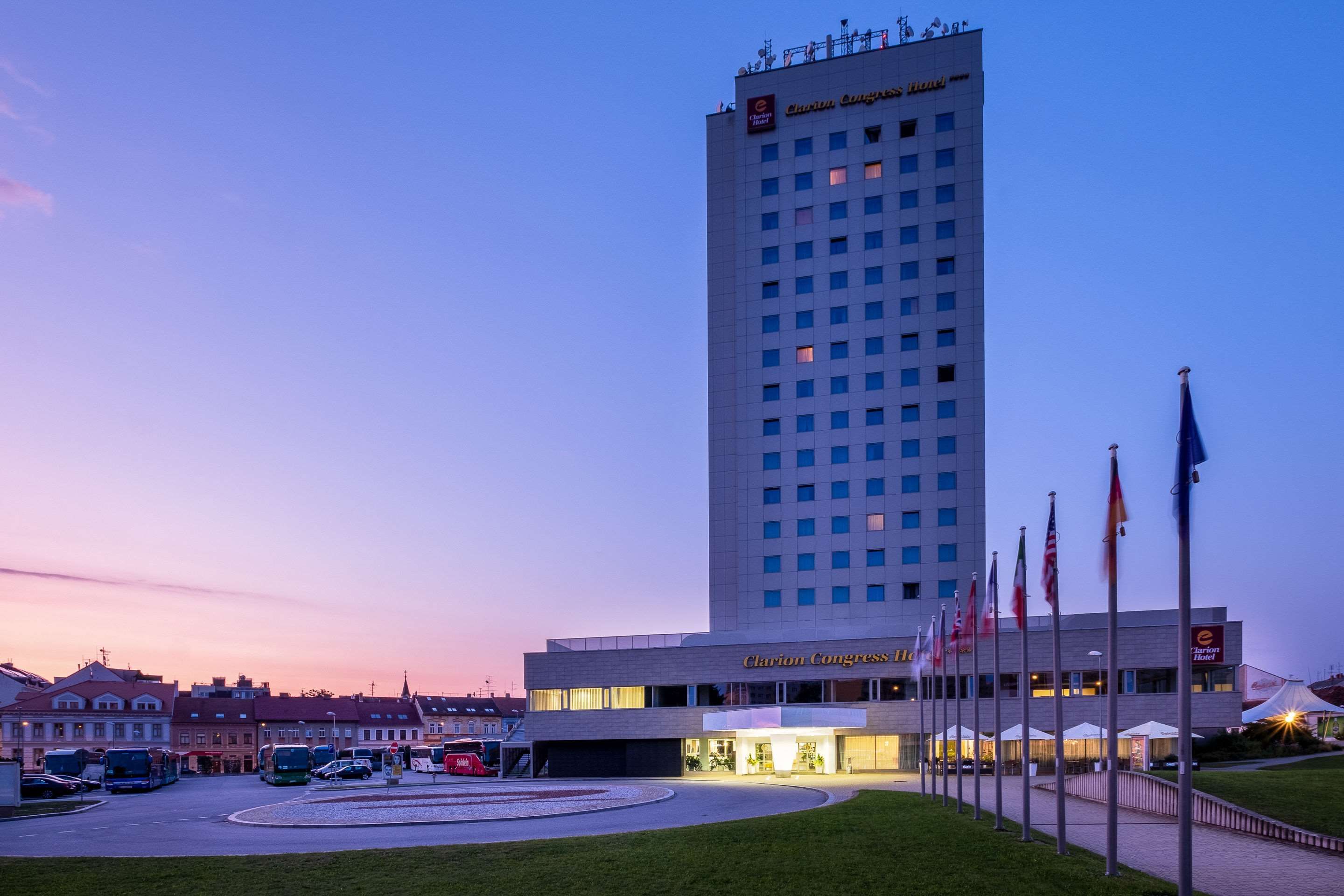 Gebäude