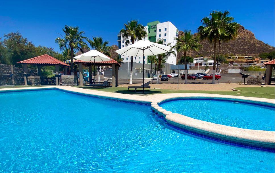 Pool Foto