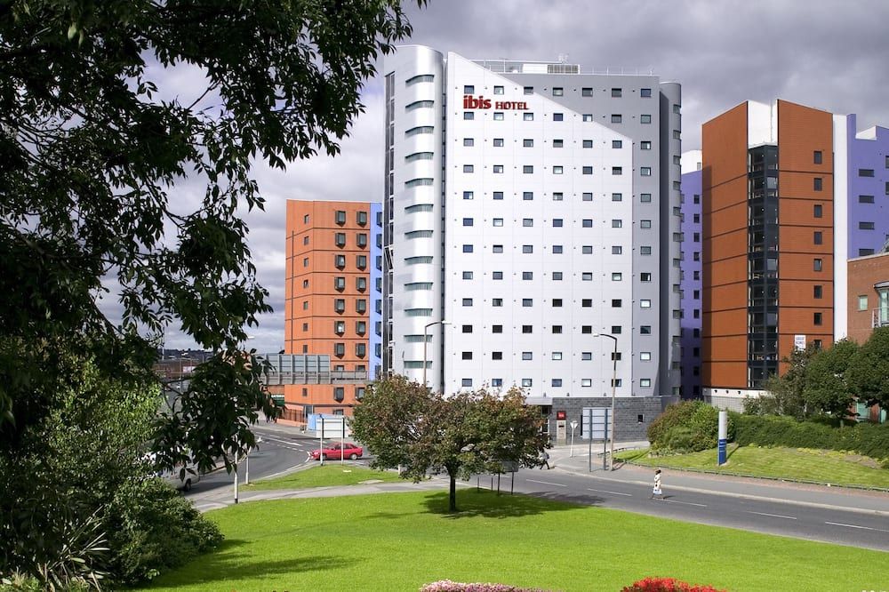 Gebäude
