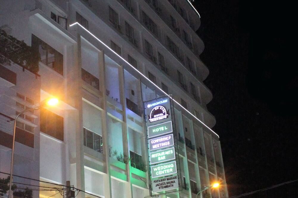 Gebäude