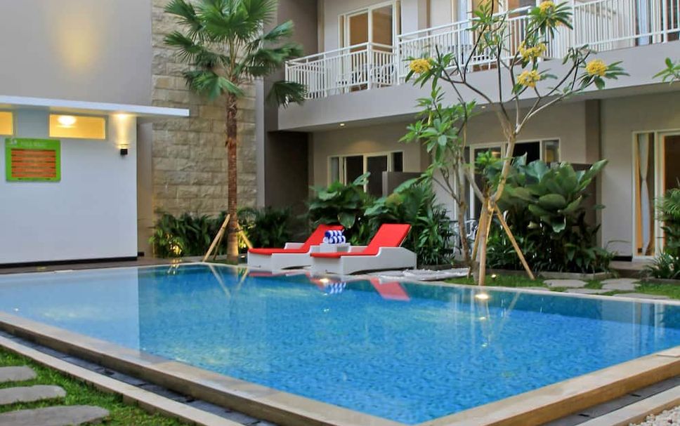 Pool Foto