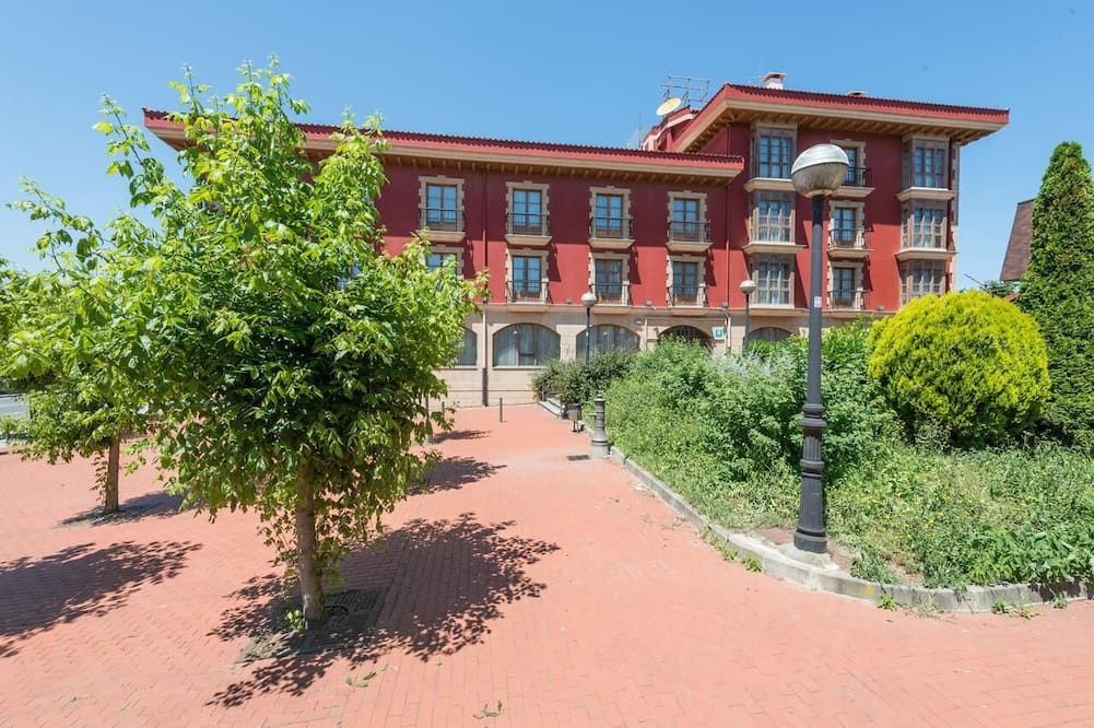 Gebäude