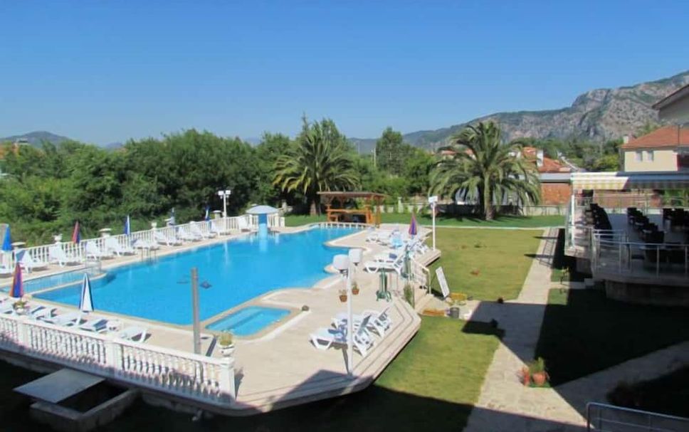 Pool Foto