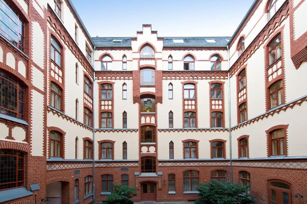 Gebäude