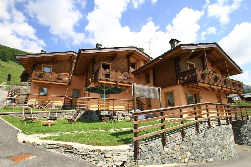 Gebäude