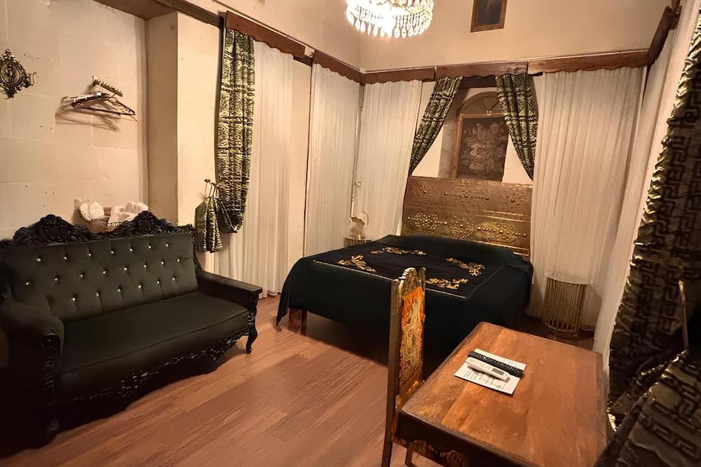 Sonstige