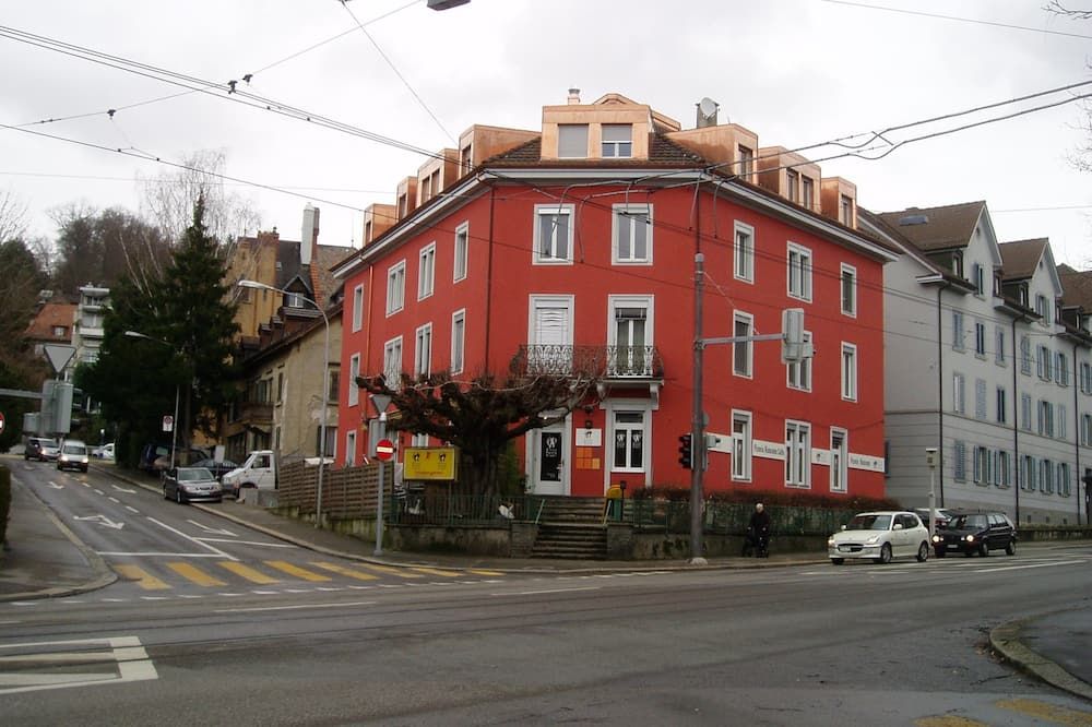 Gebäude
