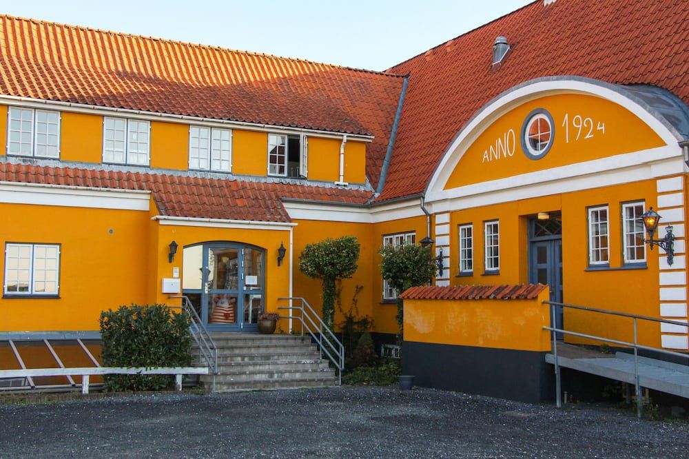 Gebäude