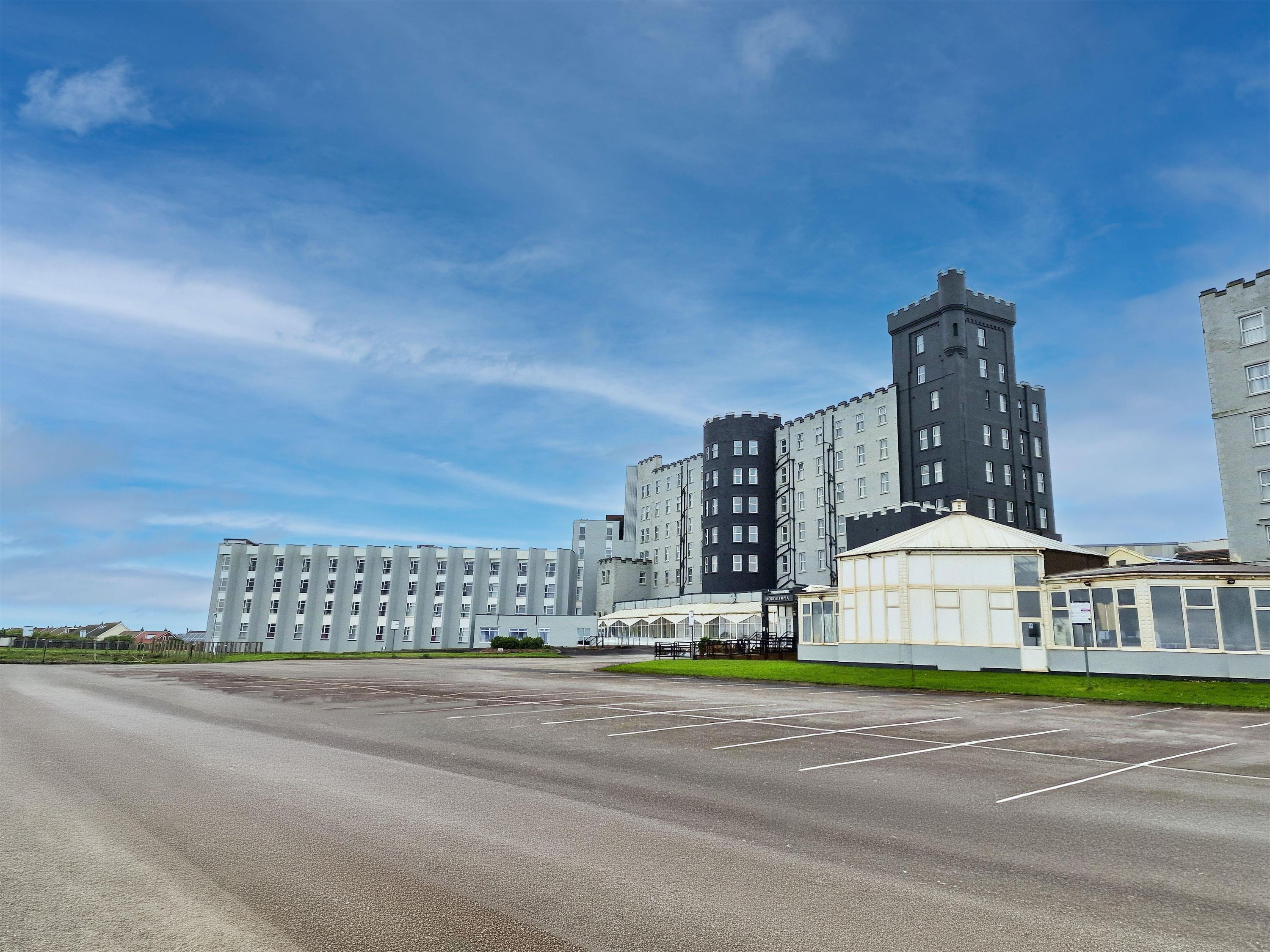 Gebäude