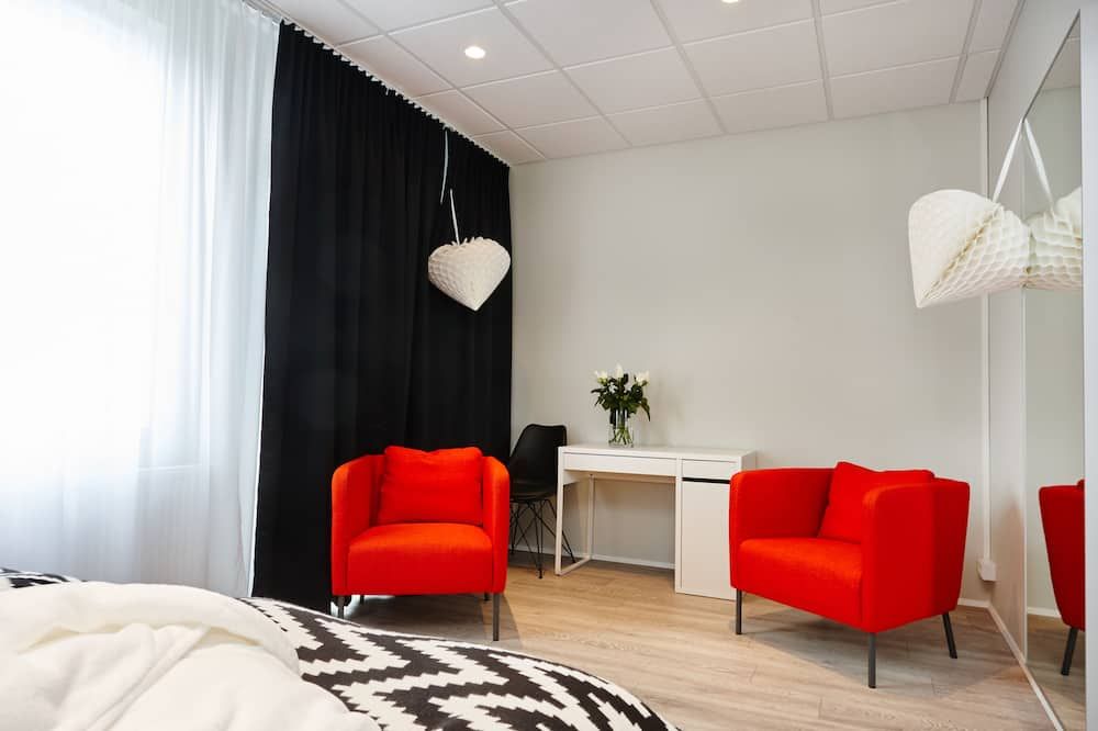 Sonstige