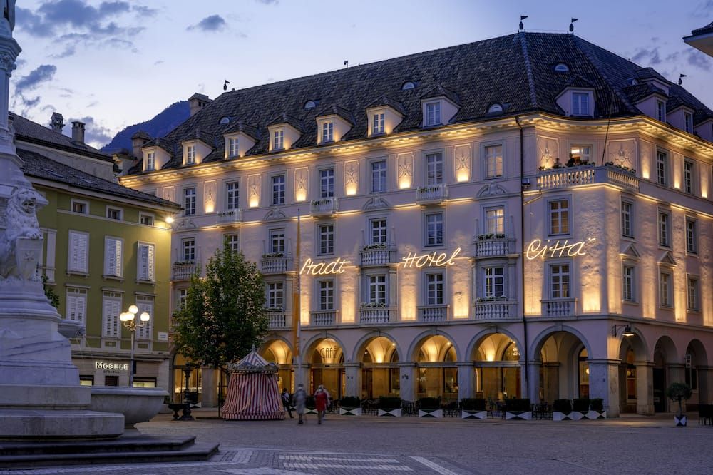 Gebäude