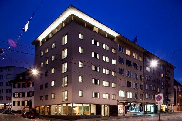 Gebäude