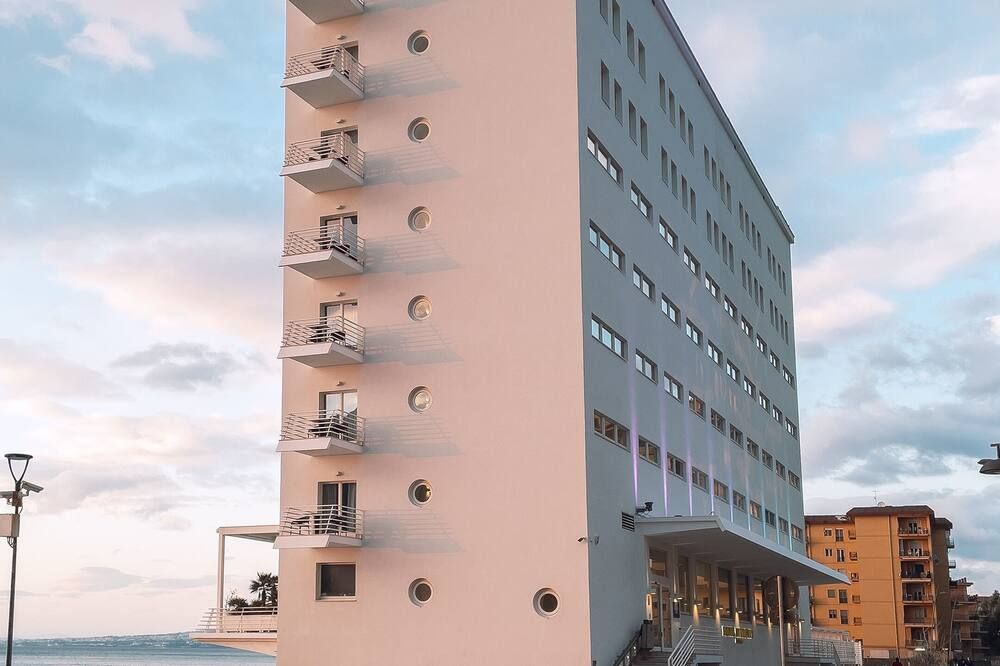 Gebäude