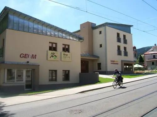 Gebäude
