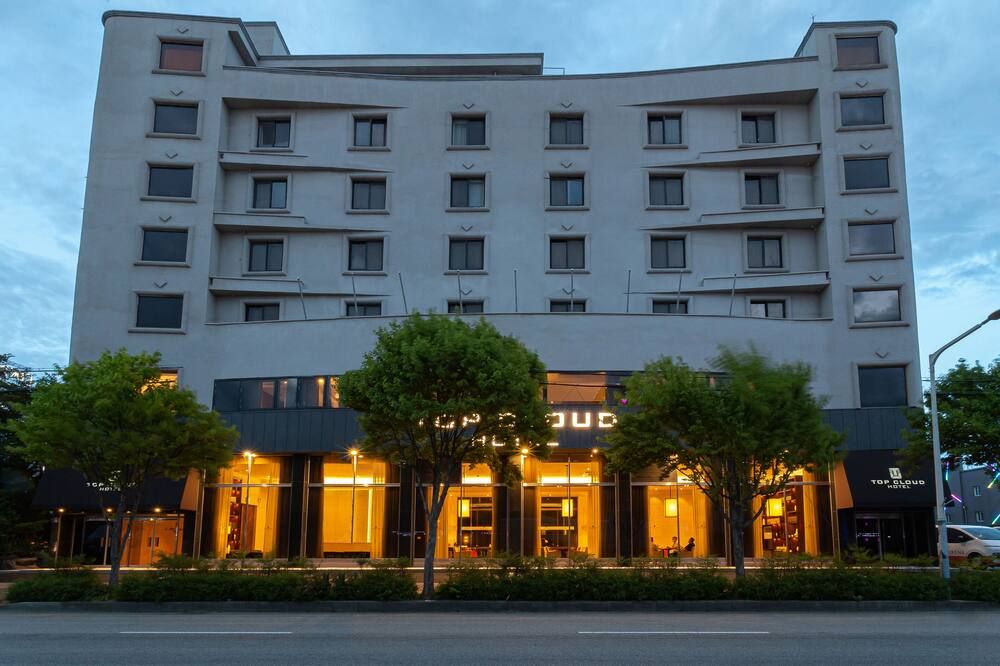 Gebäude