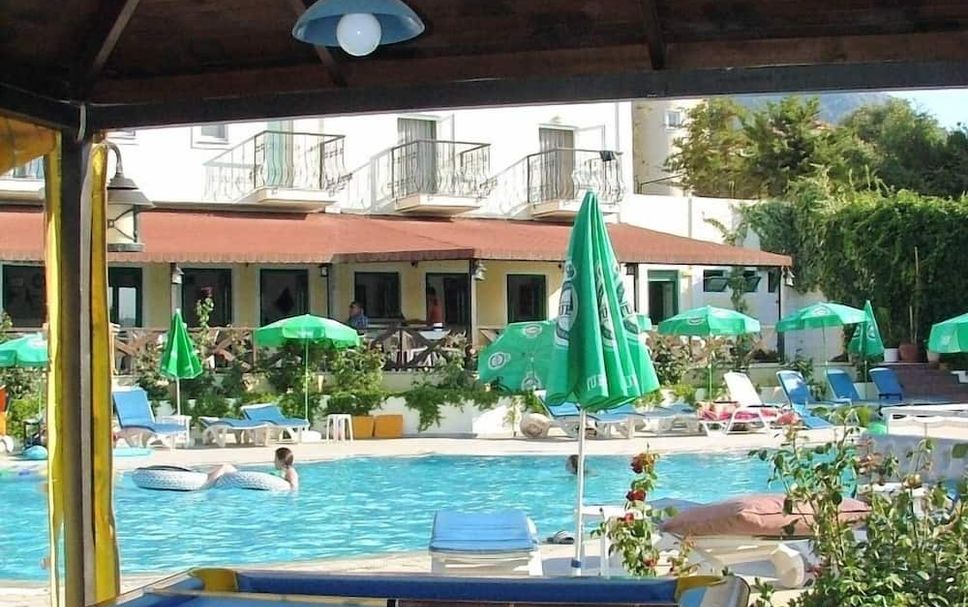Pool Foto