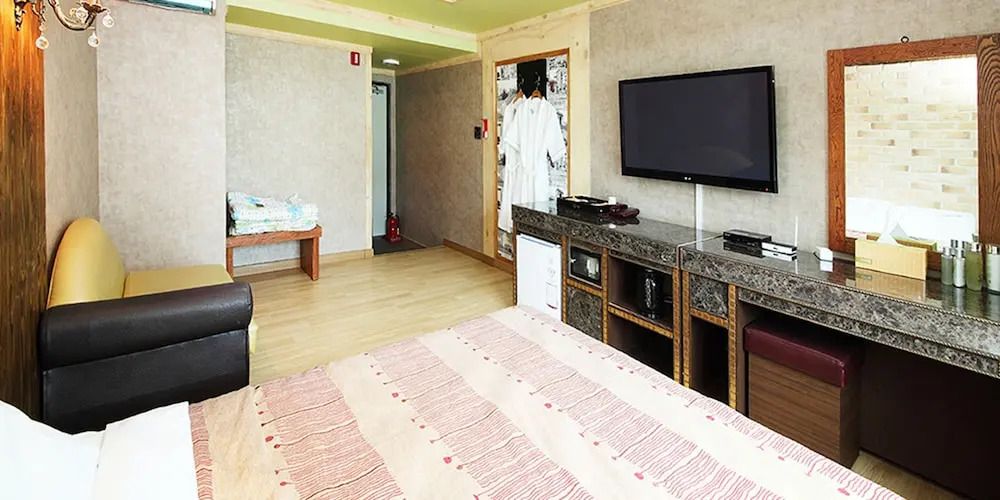 Sonstige