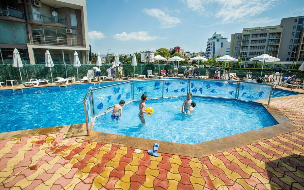 Pool Foto