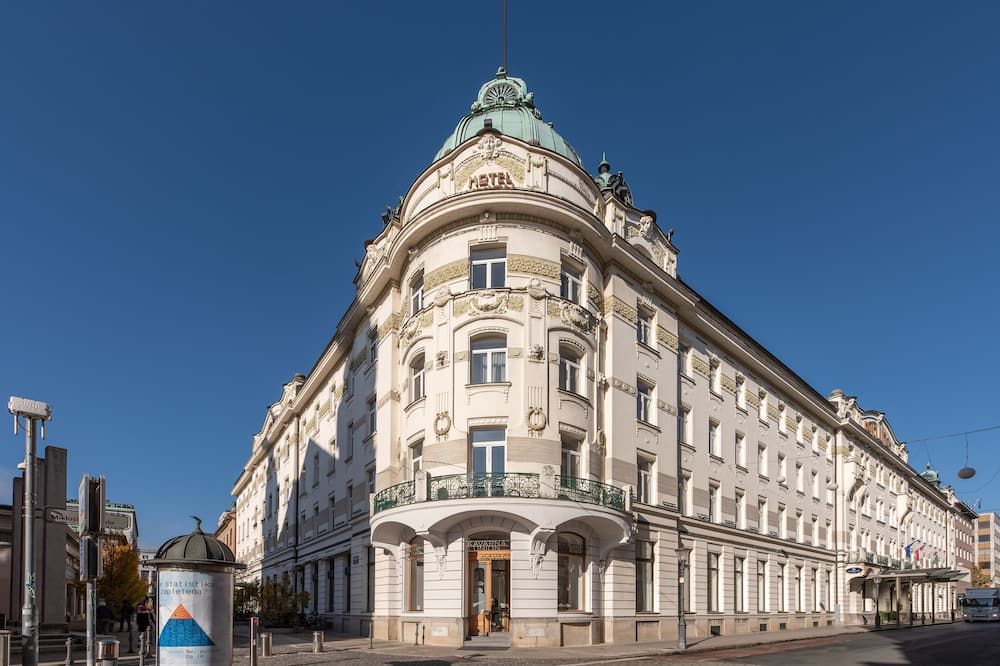 Gebäude