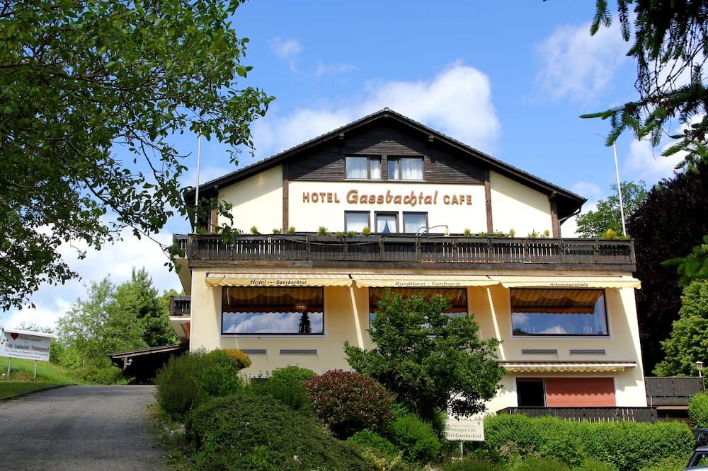 Gebäude