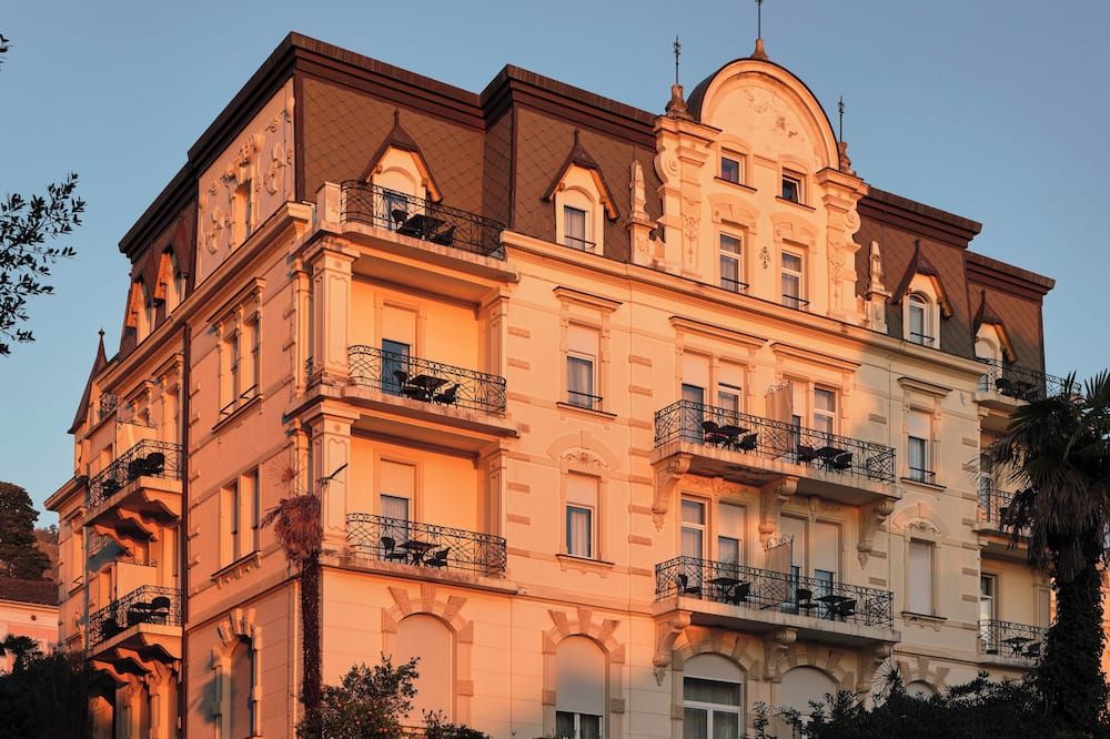 Gebäude