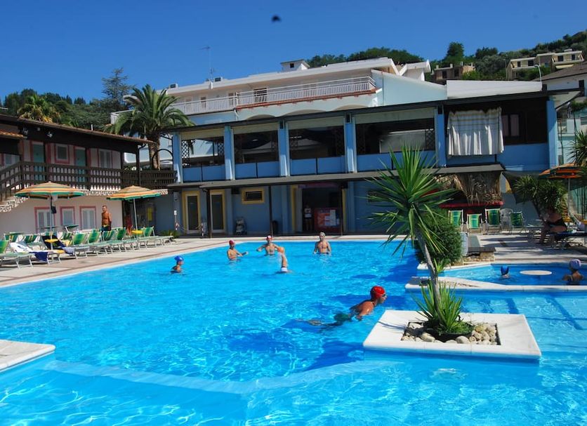 Pool Foto