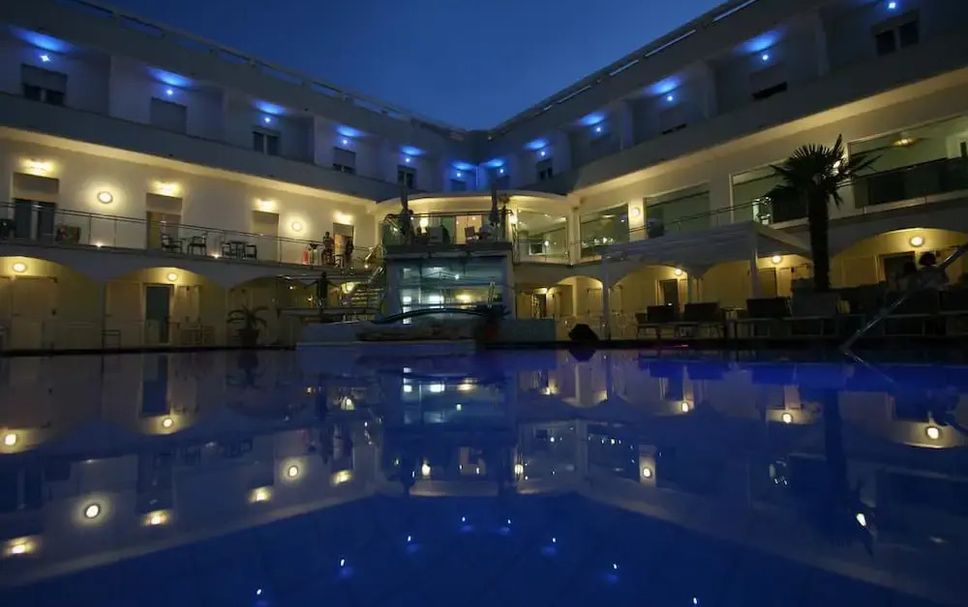 Pool Foto