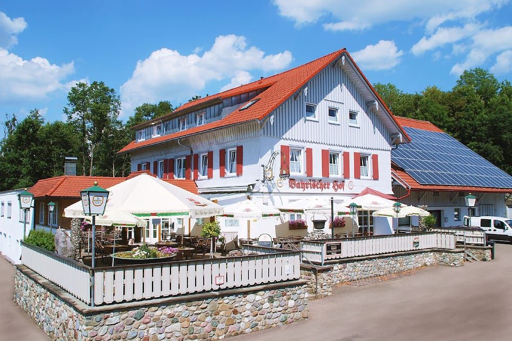 Gebäude