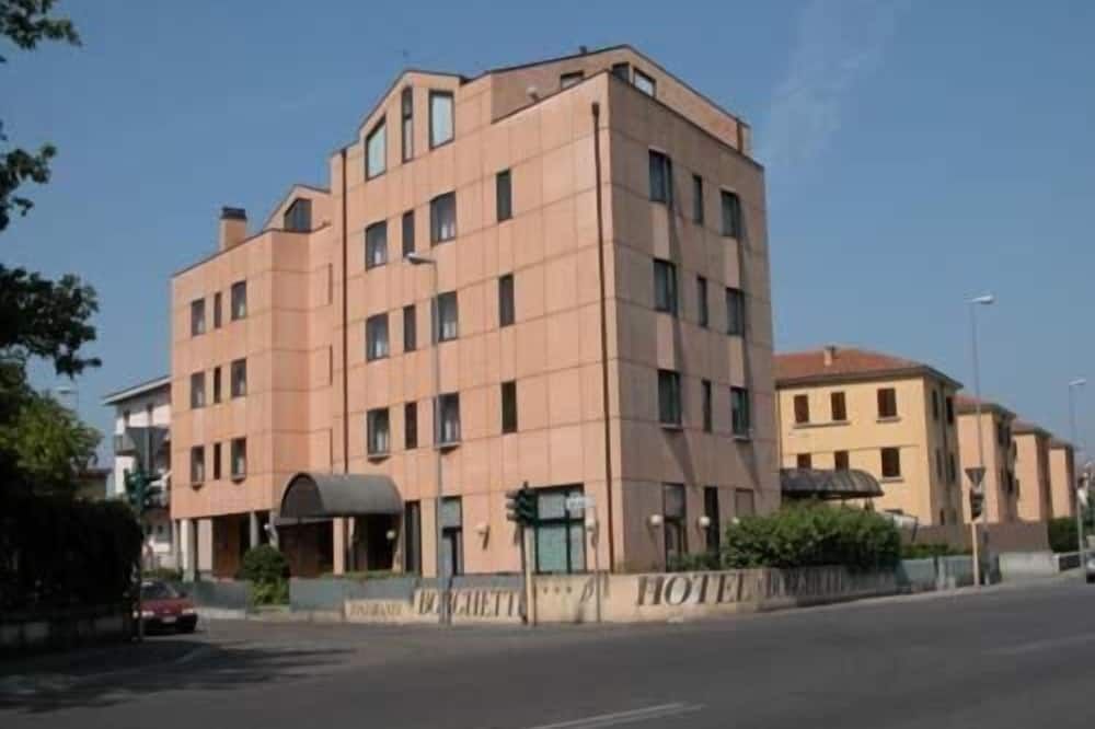 Gebäude
