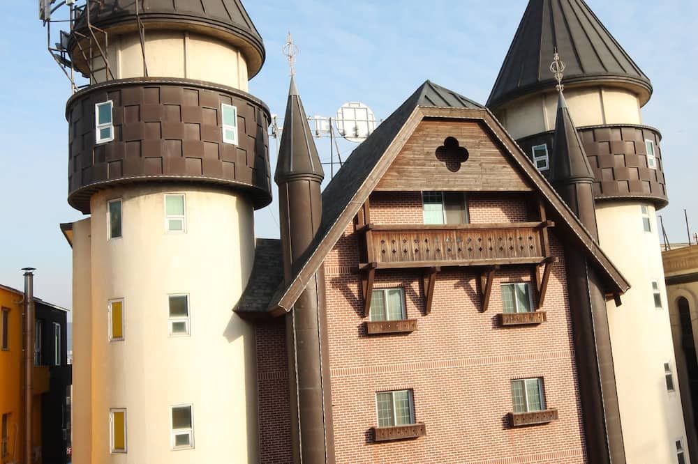 Gebäude