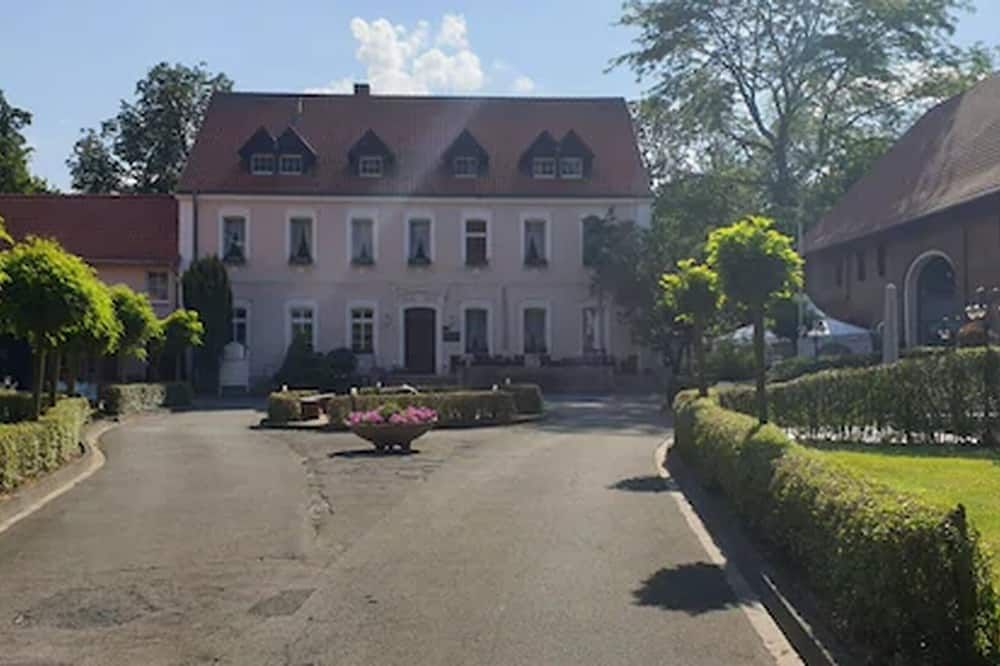 Gebäude