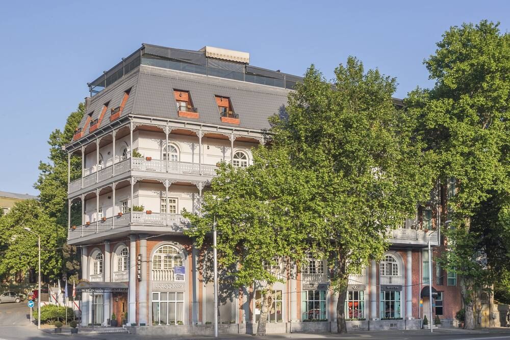 Gebäude
