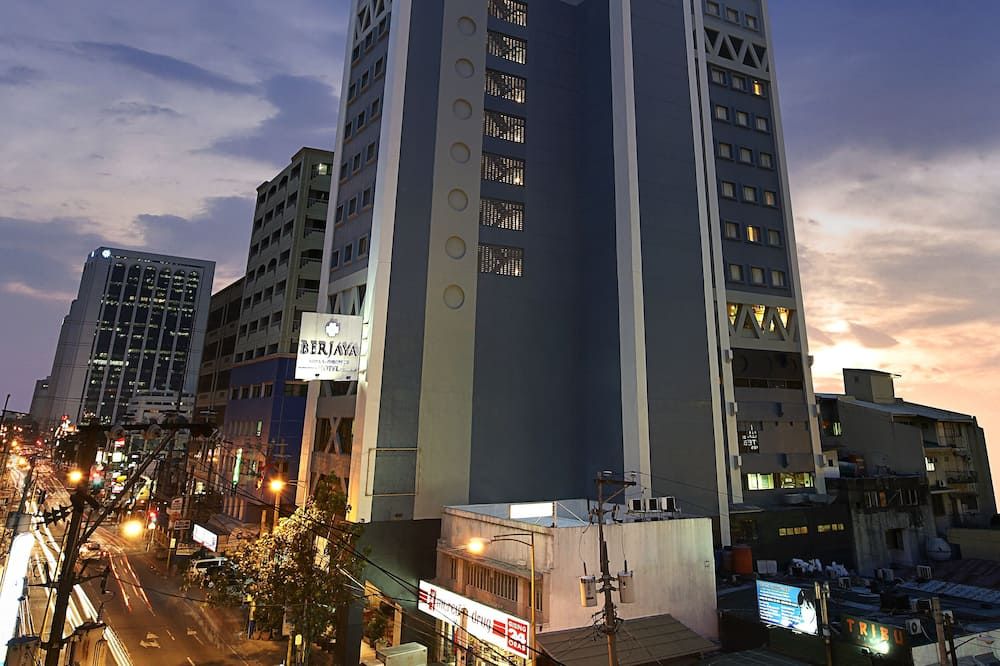 Gebäude