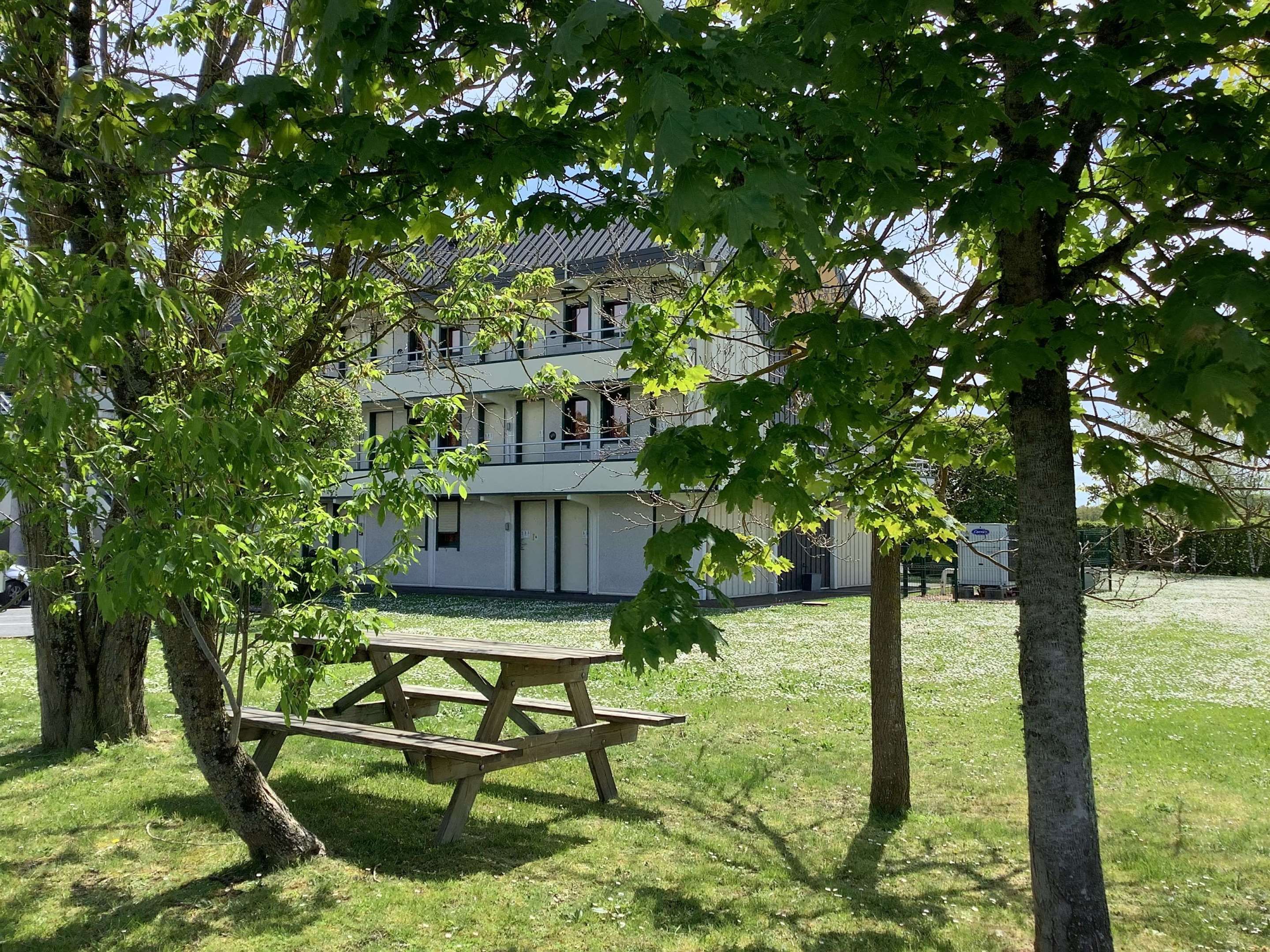 Gebäude