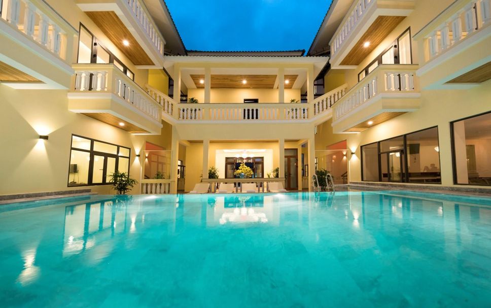 Pool Foto