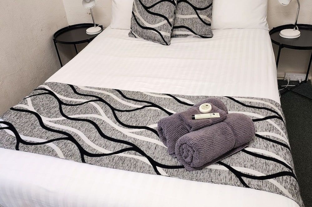 Sonstige