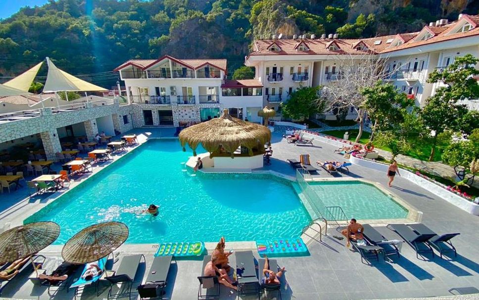 Pool Foto