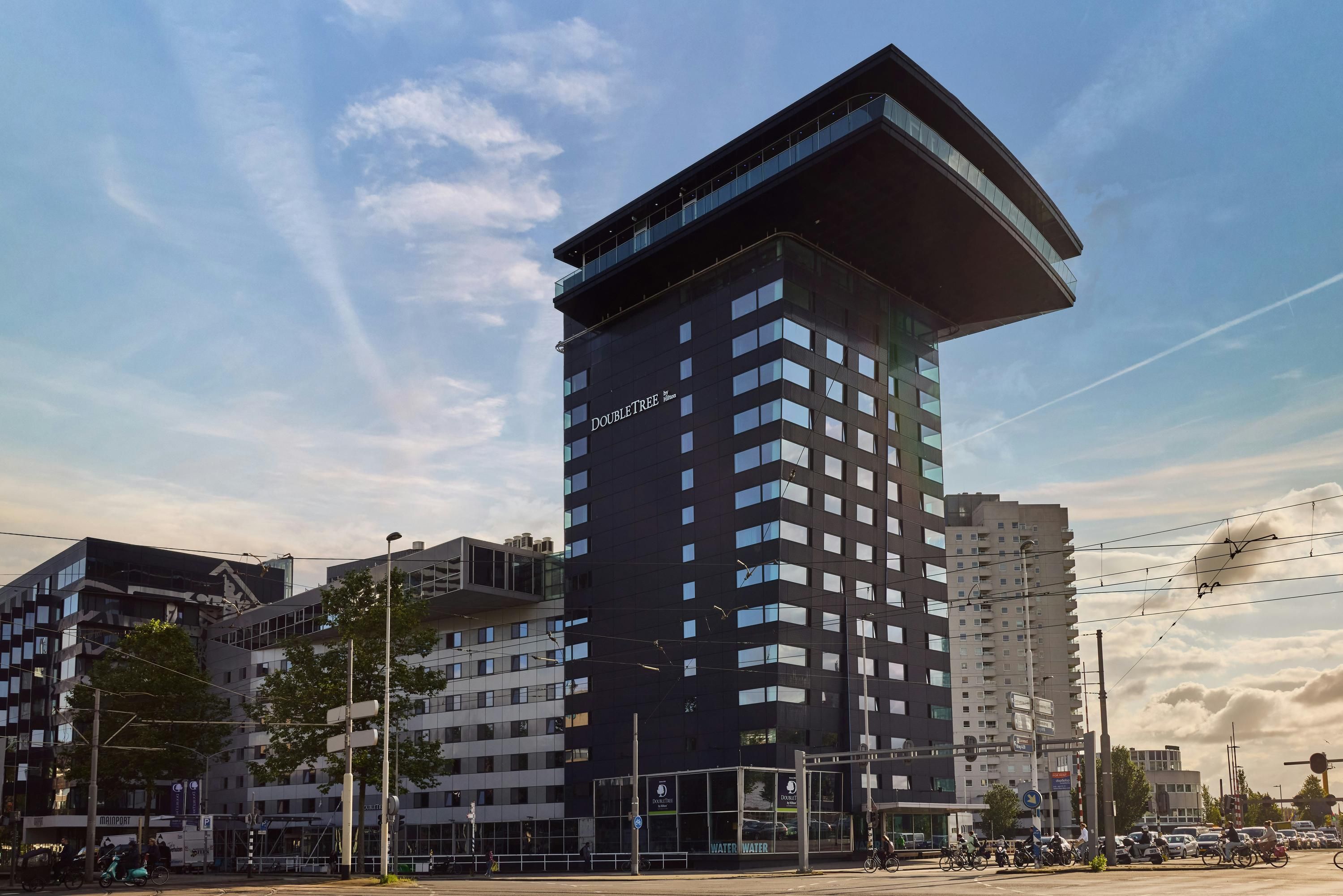 Gebäude