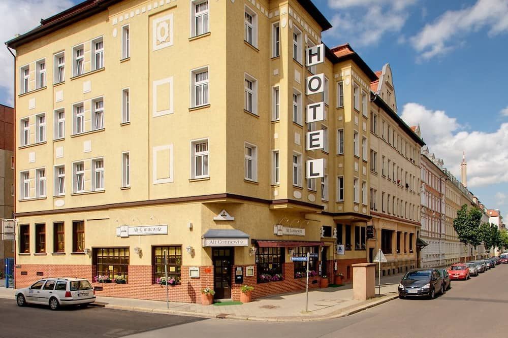 Gebäude