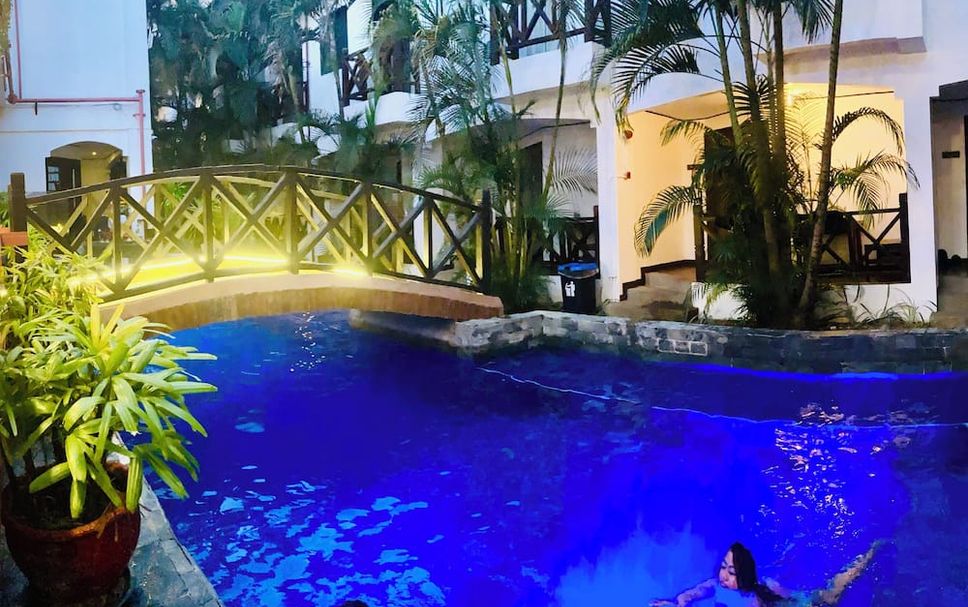 Pool Foto