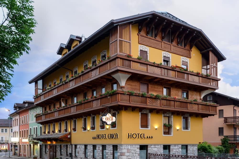 Gebäude