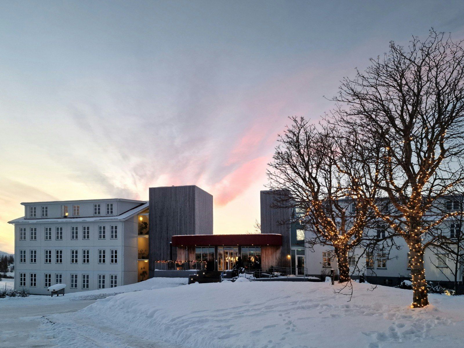 Gebäude